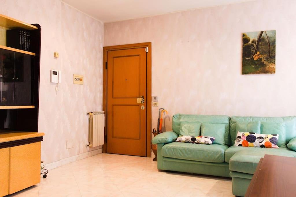 Warm Near Vatican Apartment *